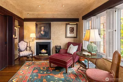 300 Maiden Lane E, Seattle, WA 98112 - Photo 17