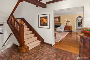 300 Maiden Ln E, Seattle, WA 98112 - Photo 9