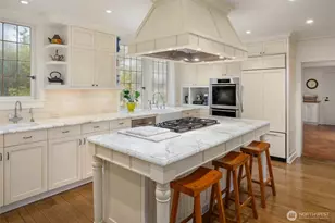 300 Maiden Ln E, Seattle, WA 98112 - Photo 19