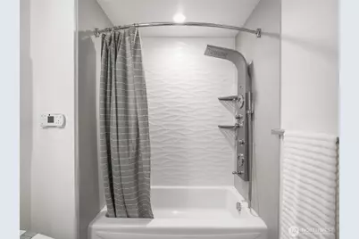 349 Anacortes Avenue SE, Renton, WA 98059 - Photo 23