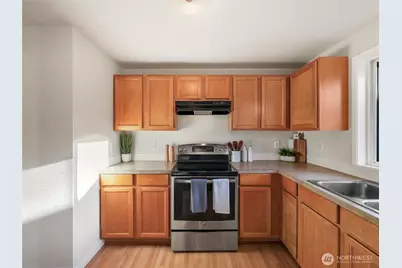 349 Anacortes Avenue SE, Renton, WA 98059 - Photo 13