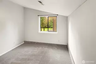 1504 NE 107th St, Seattle, WA 98125 - Photo 27