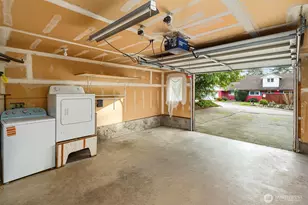 1504 NE 107th St, Seattle, WA 98125 - Photo 31