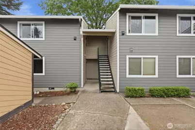 605 SE 121st Avenue #5, Vancouver, WA 98683 - Photo 1