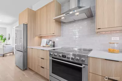 7350 22nd Avenue NW, Seattle, WA 98117 - Photo 11