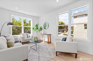 7350 22nd Ave NW, Seattle, WA 98117 - Photo 3