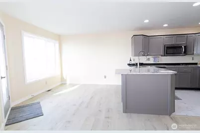 1061 Peace Portal Dr #6, Blaine, WA 98230 - Photo 5