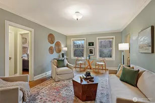 5810 Cowen Pl NE, Seattle, WA 98105 - Photo 9