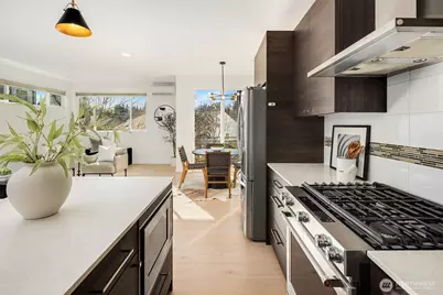 10451 Alderbrook Place NW, Seattle, WA 98177 - Photo 15