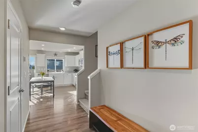 8332 39th Street NE, Marysville, WA 98270 - Photo 3