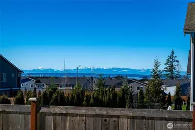 8332 39th Street NE, Marysville, WA 98270 - Photo 29