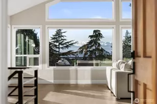 19005 11th Ave NW, Shoreline, WA 98177 - Photo 3