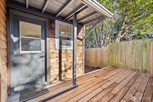 2311 N 88th St, Seattle, WA 98103 - Photo 3