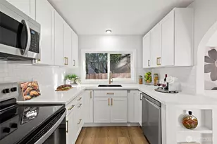 2311 N 88th St, Seattle, WA 98103 - Photo 17