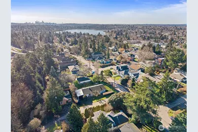2311 N 88th St, Seattle, WA 98103 - Photo 5