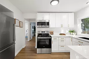 2311 N 88th St, Seattle, WA 98103 - Photo 17