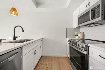 23301 Lakeview Drive #A204, Mountlake Terrace, WA 98043 - Photo 9