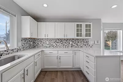 827 John Liner Road, Sedro-Woolley, WA 98284 - Photo 11