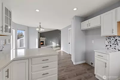 827 John Liner Road, Sedro-Woolley, WA 98284 - Photo 13