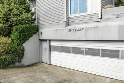 150 Valley Street #302, Seattle, WA 98109 - Photo 29