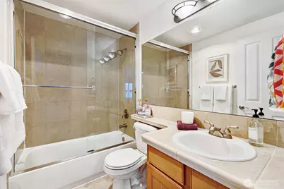 2200 Thorndyke Avenue W #402, Seattle, WA 98199 - Photo 13