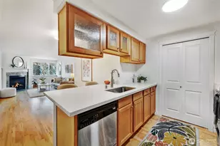 2200 Thorndyke Ave W, Seattle, WA 98199 - Photo 9