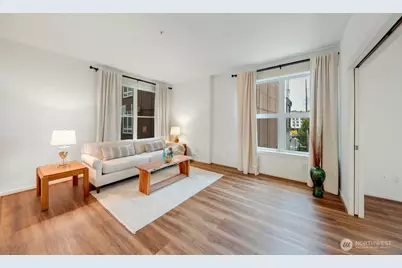 10042 Main Street #203, Bellevue, WA 98004 - Photo 5