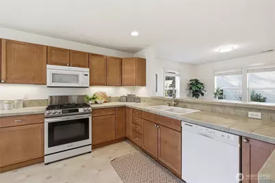 36703 SE Gravenstein Court, Snoqualmie, WA 98065 - Photo 13