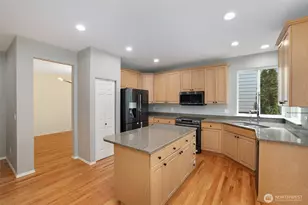 5810 Olive Ave SE, Auburn, WA 98092 - Photo 7