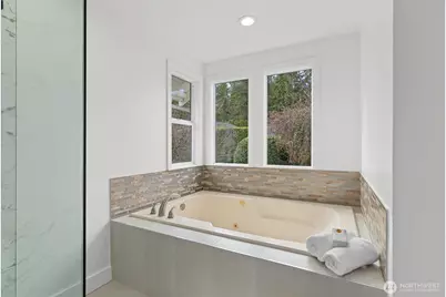 16915 NE 43rd Court, Redmond, WA 98052 - Photo 23