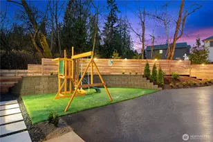 300 SE 208th St, Bothell, WA 98012 - Photo 37