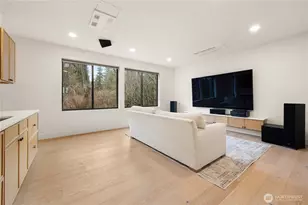 300 SE 208th St, Bothell, WA 98012 - Photo 33