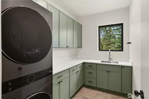 300 SE 208th St, Bothell, WA 98012 - Photo 37