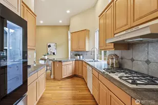 11229 NE 116th Pl, Kirkland, WA 98034 - Photo 13