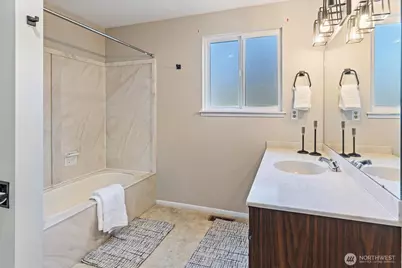 7916 19th St W, Tacoma, WA 98466 - Photo 25