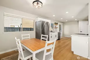 17204 109th Pl SE, Renton, WA 98055 - Photo 7