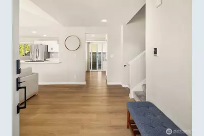 17204 109th Place SE, Renton, WA 98055 - Photo 3