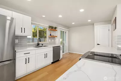 17204 109th Place SE, Renton, WA 98055 - Photo 13