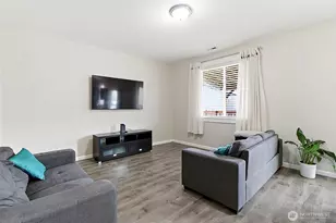 18947 111th Ave Ct E, Puyallup, WA 98374 - Photo 9