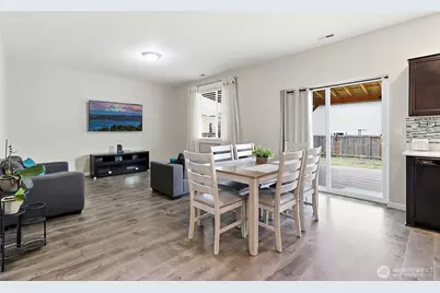 18947 111th Avenue Ct E, Puyallup, WA 98374 - Photo 7