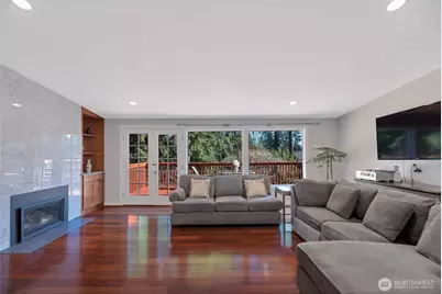 2840 108th Avenue SE, Bellevue, WA 98004 - Photo 3