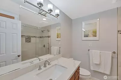 2840 108th Avenue SE, Bellevue, WA 98004 - Photo 11