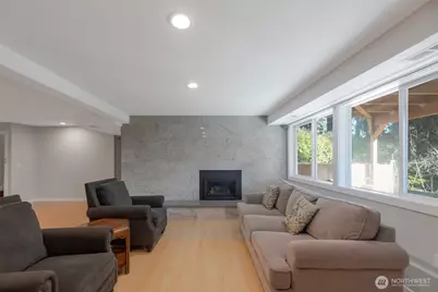 2840 108th Avenue SE, Bellevue, WA 98004 - Photo 13