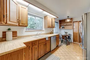 17104 Dayton Ave N, Shoreline, WA 98133 - Photo 9