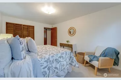 17104 Dayton Avenue N, Shoreline, WA 98133 - Photo 25