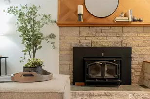 17104 Dayton Ave N, Shoreline, WA 98133 - Photo 5