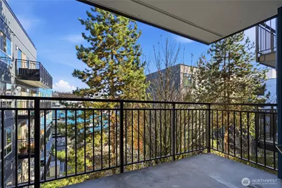 701 Galer St #609, Seattle, WA 98109 - Photo 29