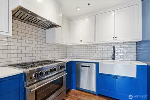 701 Galer St, Seattle, WA 98109 - Photo 13