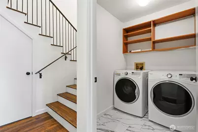 701 Galer St #609, Seattle, WA 98109 - Photo 17