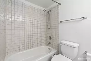 701 Galer St, Seattle, WA 98109 - Photo 13